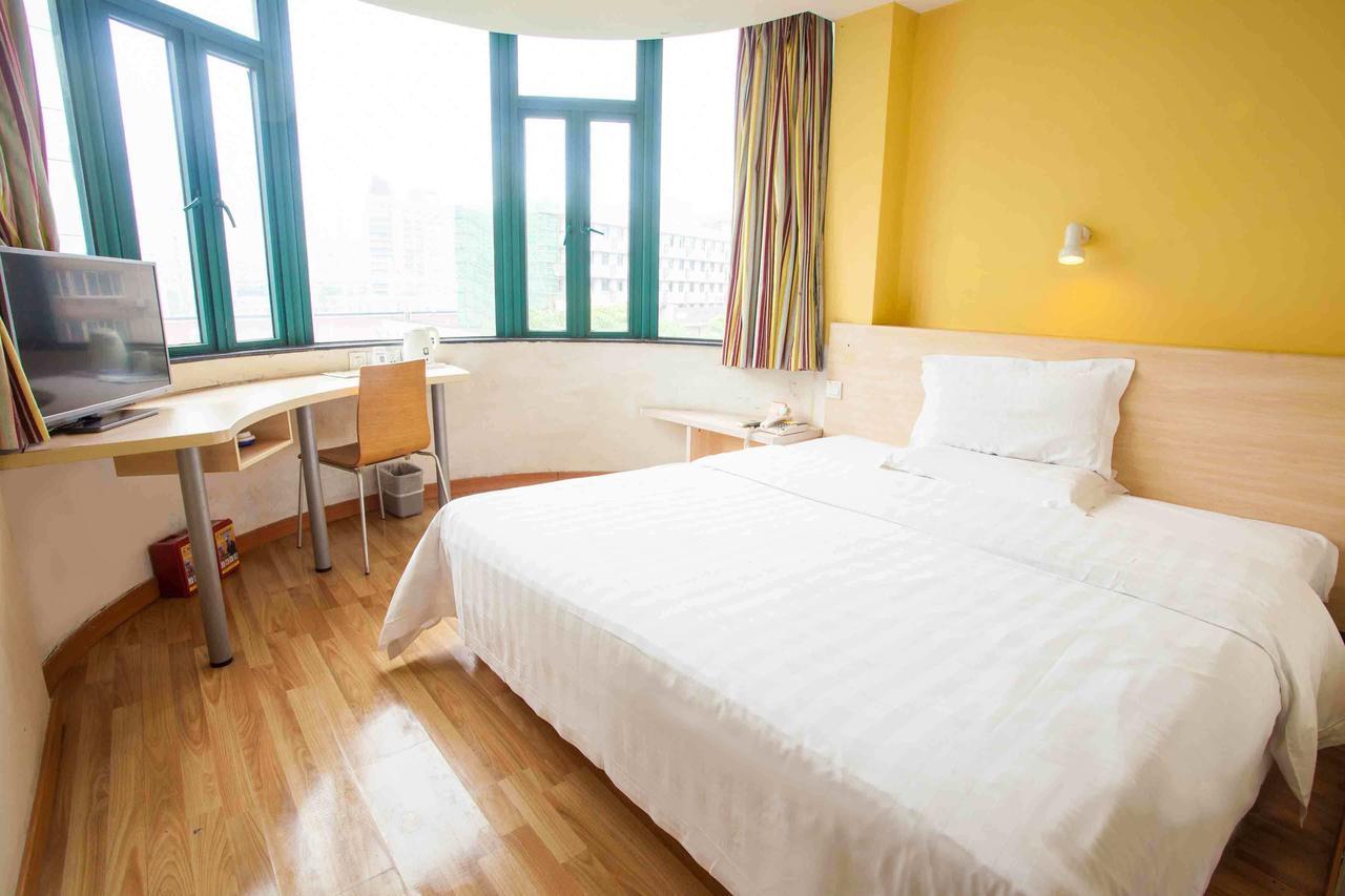 7Days Inn Zixing Dongjianghu Room photo